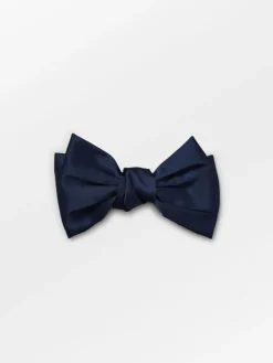 Hårtilbehør|BeckSöndergaard Satin Big Bow - Navy Blue